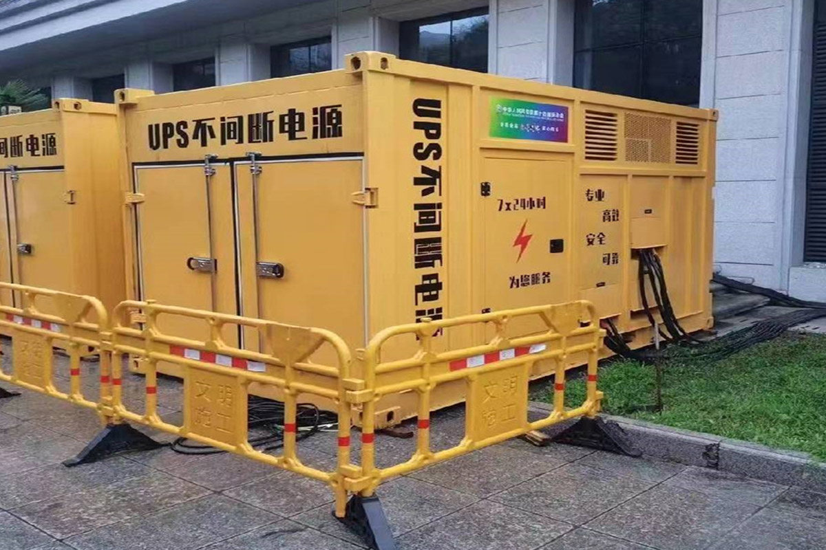 武宣发电机租赁施工现场